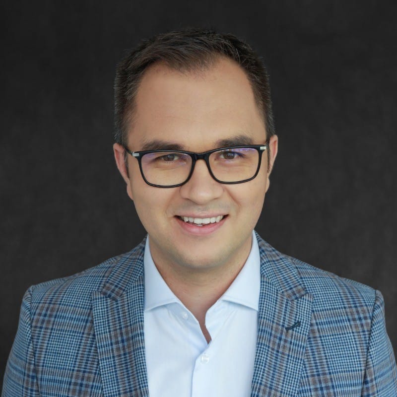 Marcin Maj referencja